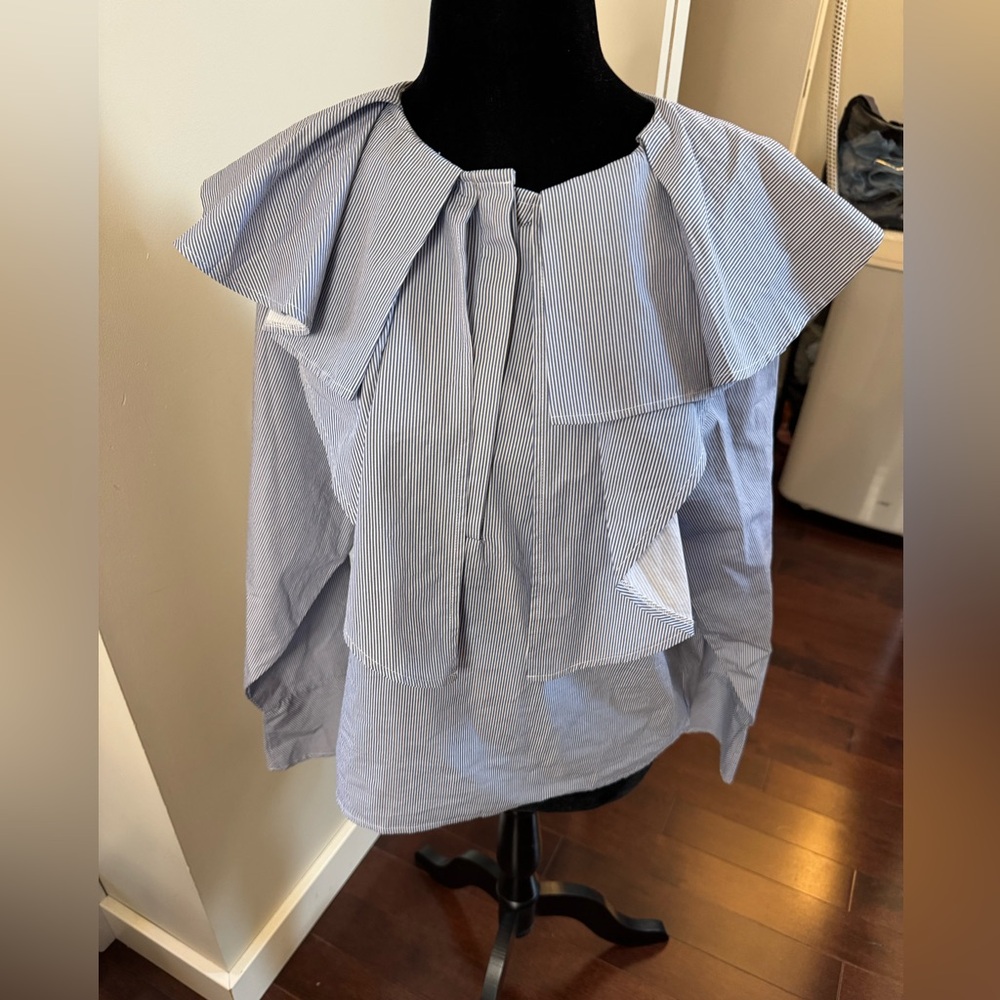 PURE COTTON made in Portugal. Size large NWT